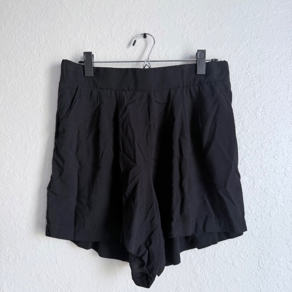 Torrid Stretchy Flowy Shorts Womens Size 0 Black Summer Minimalist Comfort